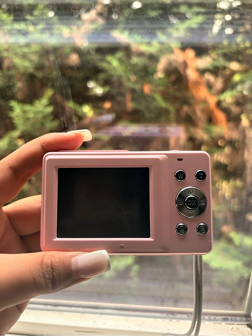 Pink 4.0 MP Digital Camera - Picture 2 of 5
